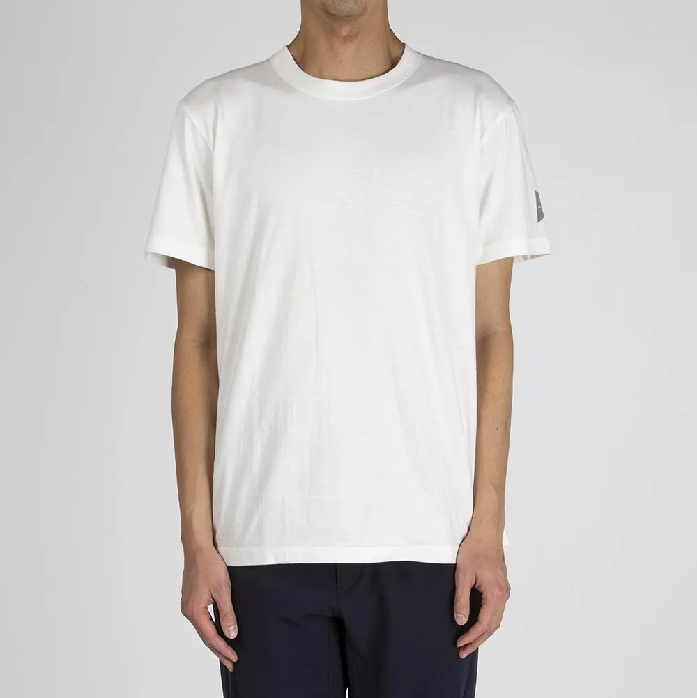 and wander Mountain Photo T-shirt by Tetsuo Kashiwada / White