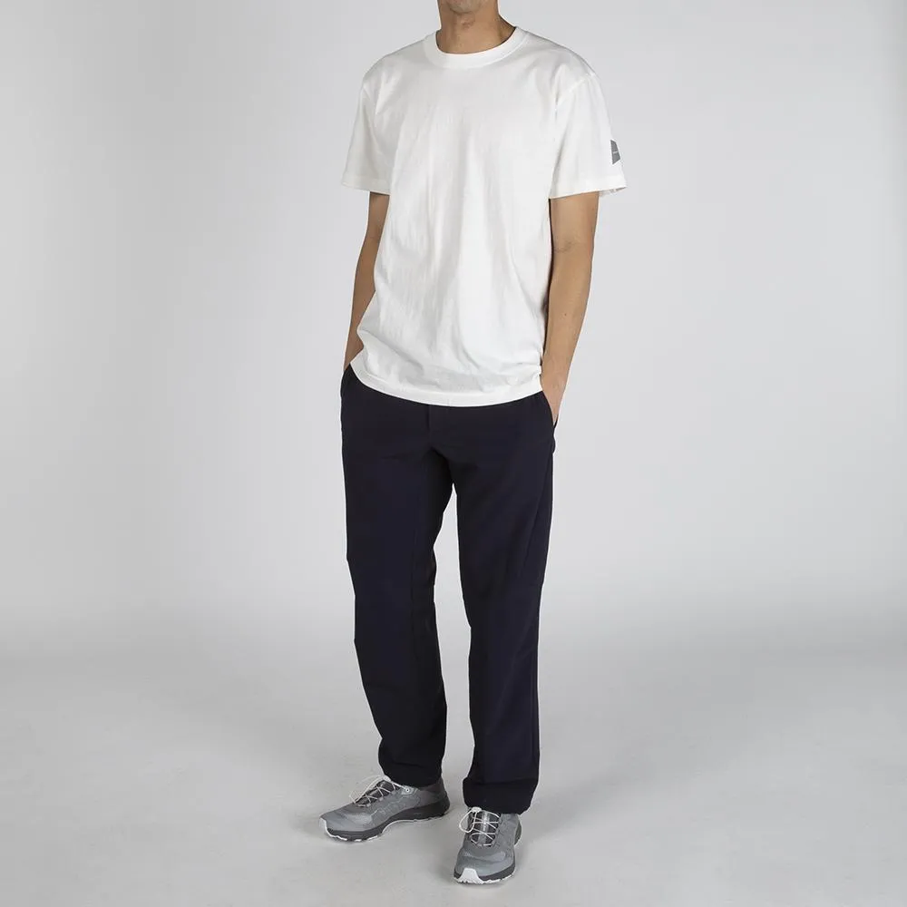 and wander Mountain Photo T-shirt by Tetsuo Kashiwada / White