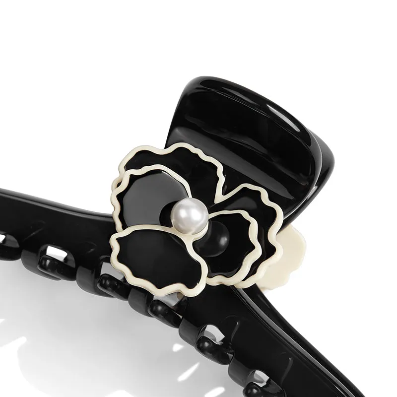 Isabella Large Hair Claw