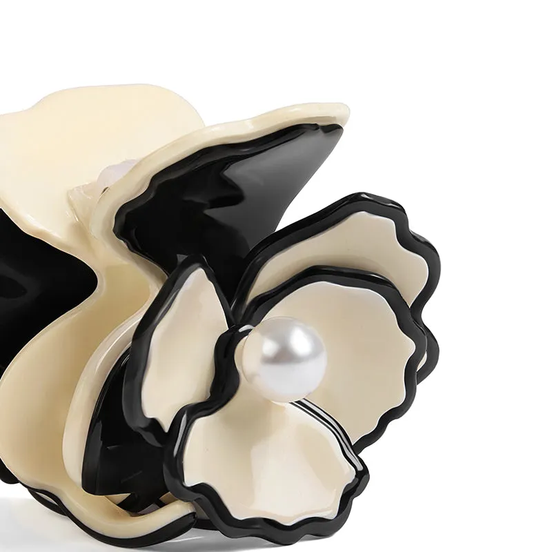 Isabella Mini Hair Claw