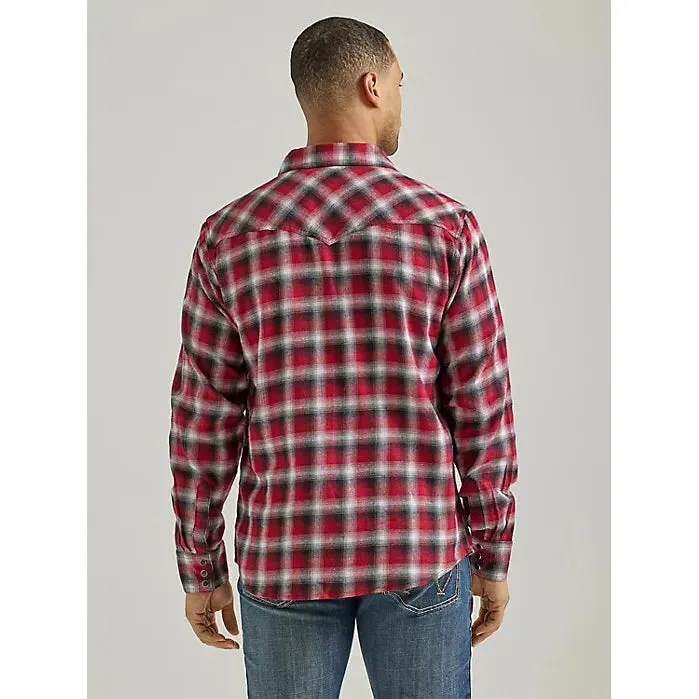 MEN'S WRANGLER RETRO® LONG SLEEVE FLANNEL WESTERN SNAP PLAID SHIRT IN STORMY RED